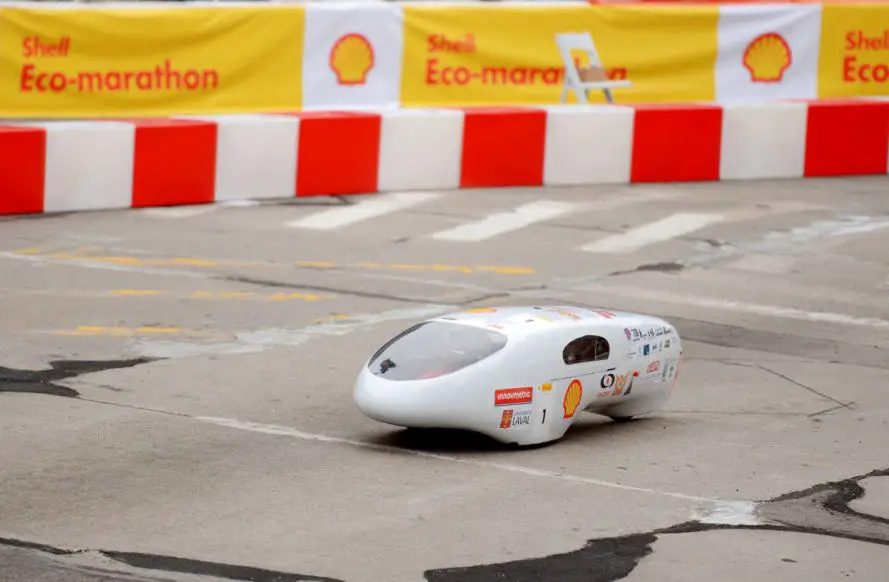 Shell-Eco-marathon-Americas-Universit%C3%A9-Laval-889x582.jpg