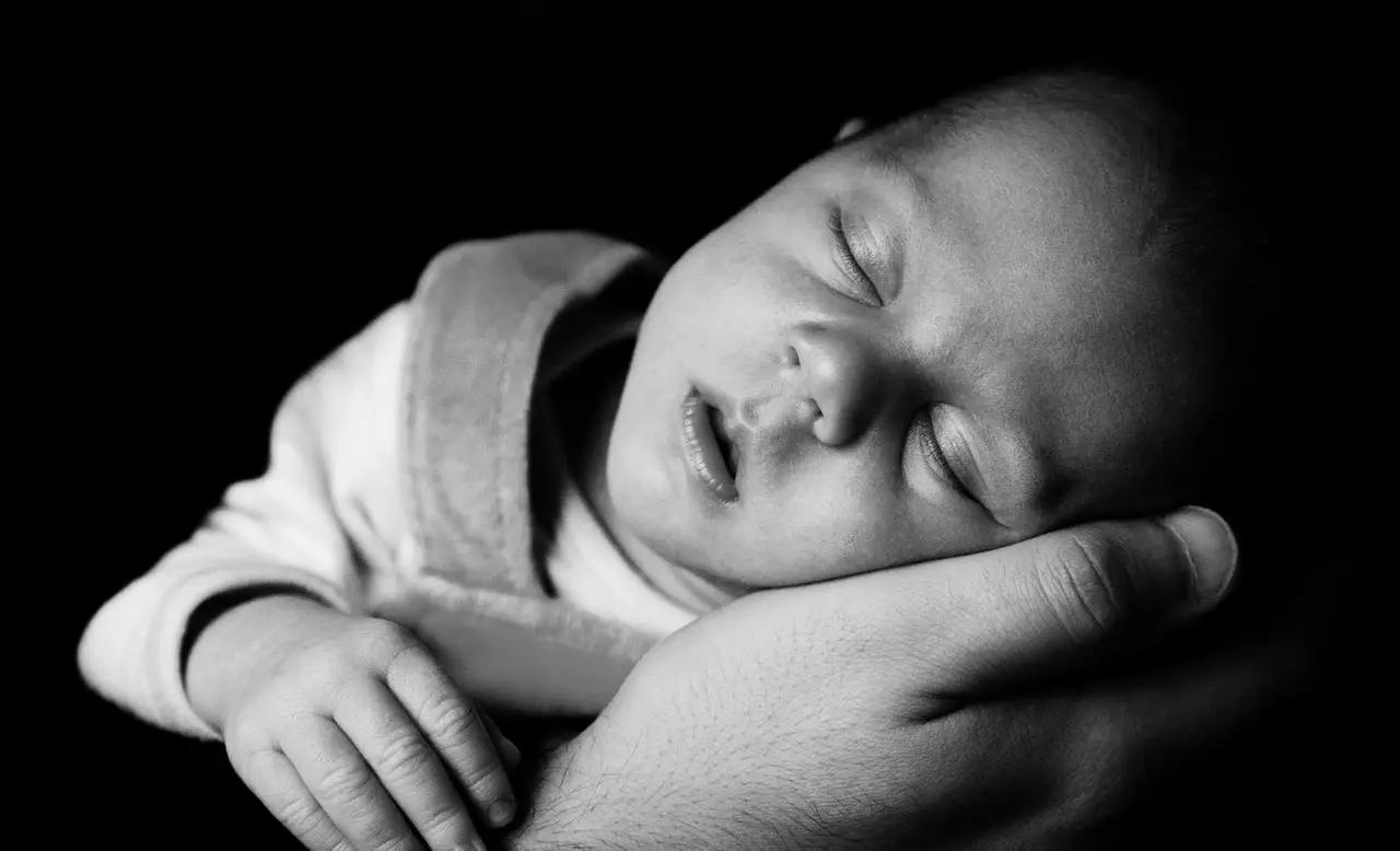 You Can Volunteer To Cuddle Drug Addicted Babies To Help Them Heal 