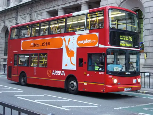 800px London Bus route 242