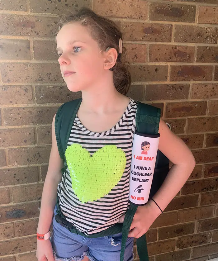 Mom Creates Seat Belt Covers To Warn Emergency Workers Of Children’s Health Issues Children-health-issues-emergency-seat-belt-covers-natalie-bell-6-5d07425514901__700