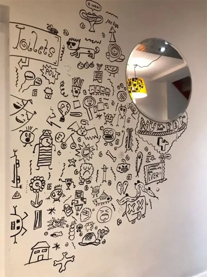 doodle boy decorates restaurant joe whale 3 5dbfd6d404681 700