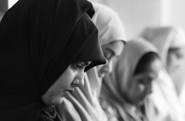 muslim women praying in tashahhud posture 2021 08 27 00 05 11 utc